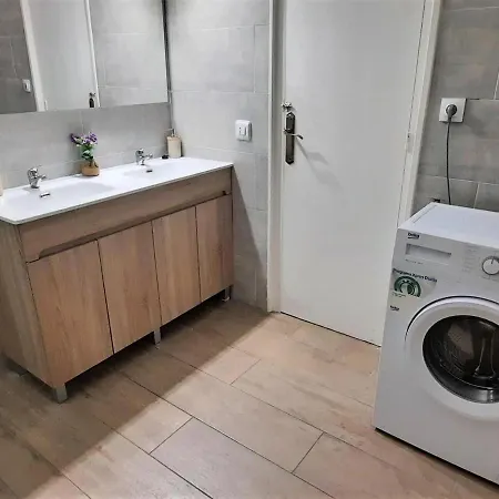 Apartment Port 3 En Con Terraza, 3 Habitaciones, Wi-fi Y Mascotas Permitidas - Es-170-84 Llanca
