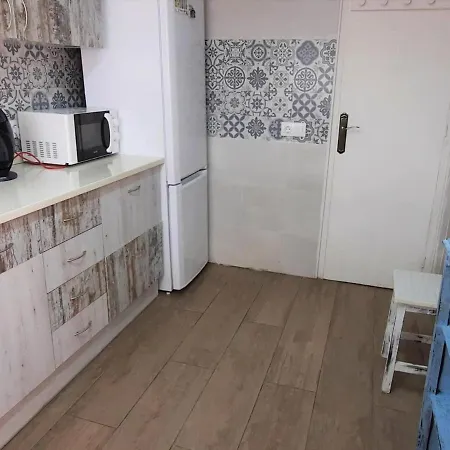 Port 3 En Con Terraza, 3 Habitaciones, Wi-fi Y Mascotas Permitidas - Es-170-84 Apartment *