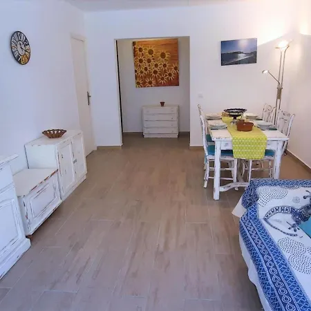 Port 3 En Con Terraza, 3 Habitaciones, Wi-fi Y Mascotas Permitidas - Es-170-84
